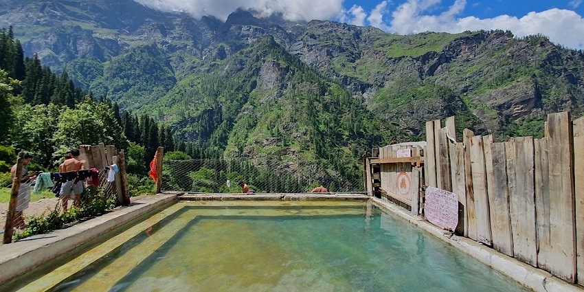The beautiful scenic view of the Parvati Valley mountain range from the summit of Kheerganga