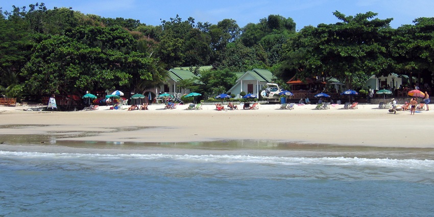 Experience the calmness in the landscapes of Thailand on your visit to Ko Samet.