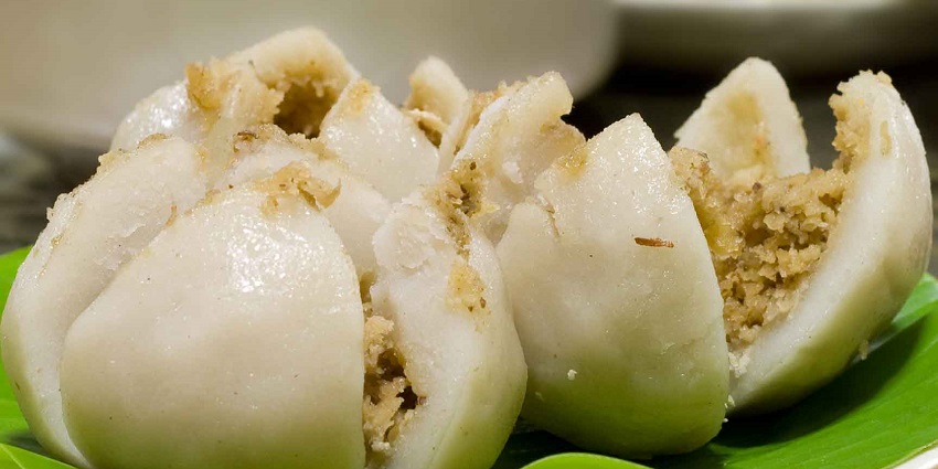 Delve into the delicious culinary delights served at the restaurants near the fort