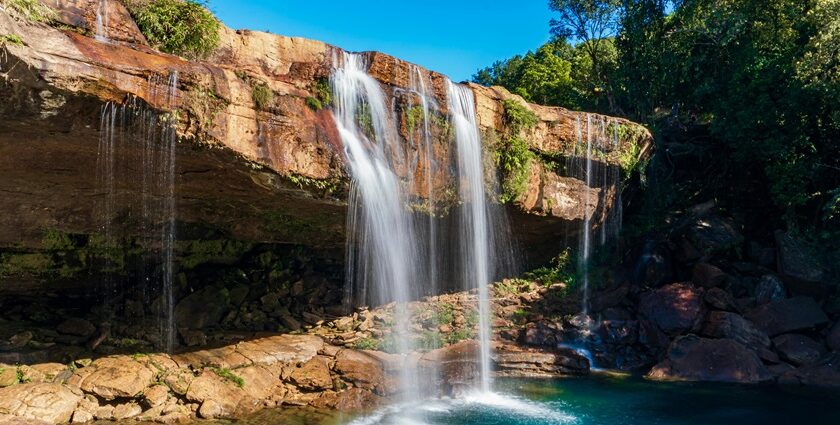 Krang Shuri Waterfalls, Krang Suri Rd, Umlārem - places to visit in Meghalaya in June