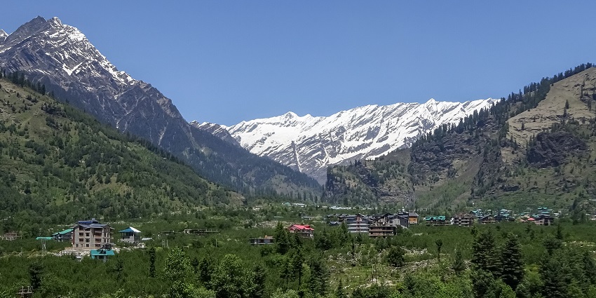 View of the Kullu Valley north of the resort town of Manali in the northern Indian state of Himachal Pradesh