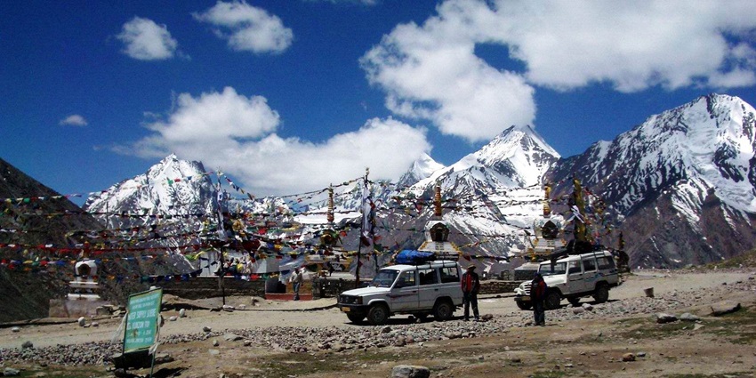 Snapshot from the beautiful Kunzum pass which is near to the Shandratal wildlife