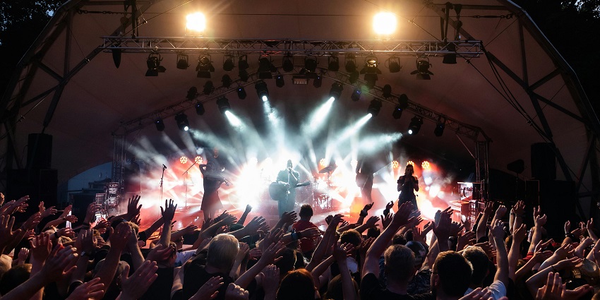 LXXY in Bali is one of the best places to enjoy and experience the Kuta nightlife.