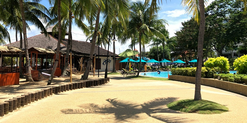 La Plancha is one of the most vibrant places to have fun and entertainment for tourists.