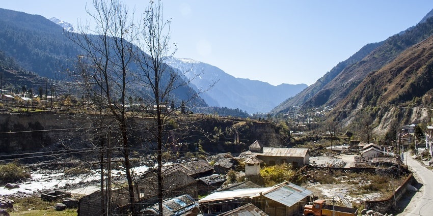 Lachung, a beautiful town, is home to beautiful snow capped peaks and eye-catching waterfalls.