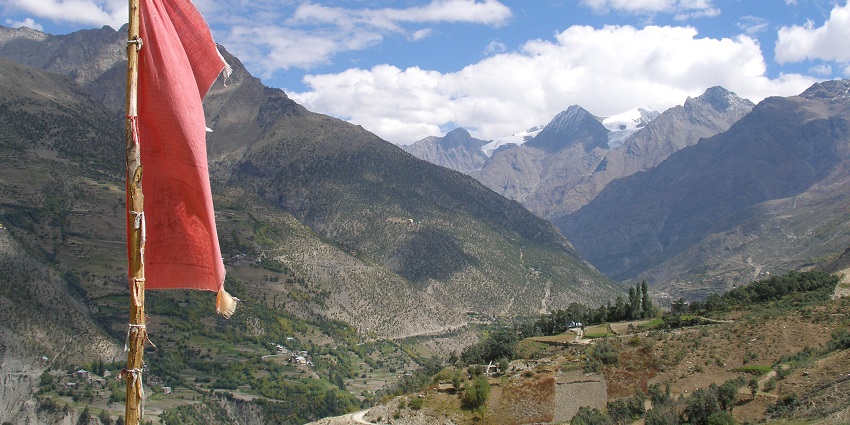 Gondhla Fort is present not too far from Lahaul and Spiti district, adding to the overall beauty.