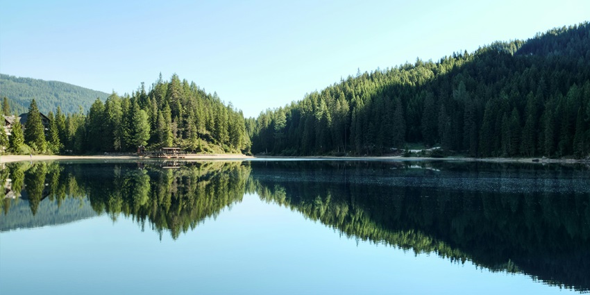 Witness the lake views and photograph it to preserve the memories of a lifetime.