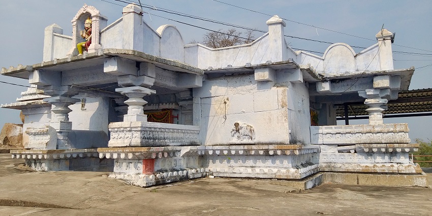 Lakshmi Narasimha Swamy Temple is near the Mangalagiri hill and is a holy shrine