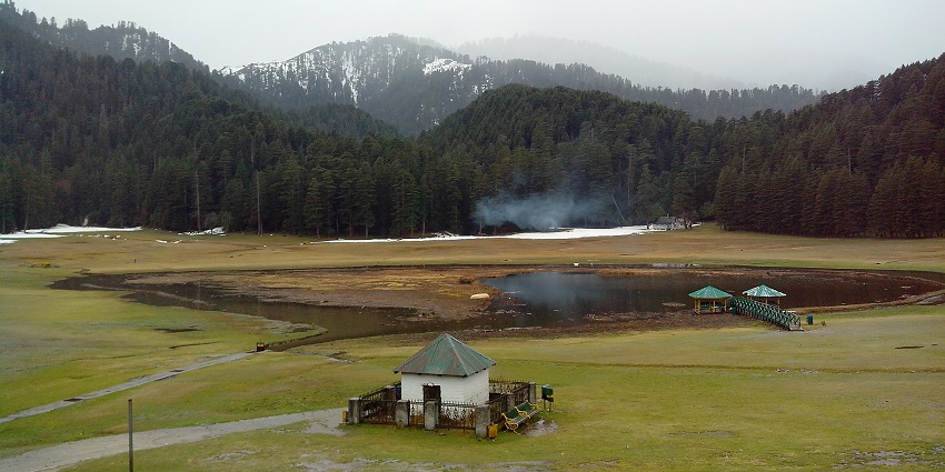 Visiting Khajjiar is one of the things to do in Dalhouise in October for a scenic retreat