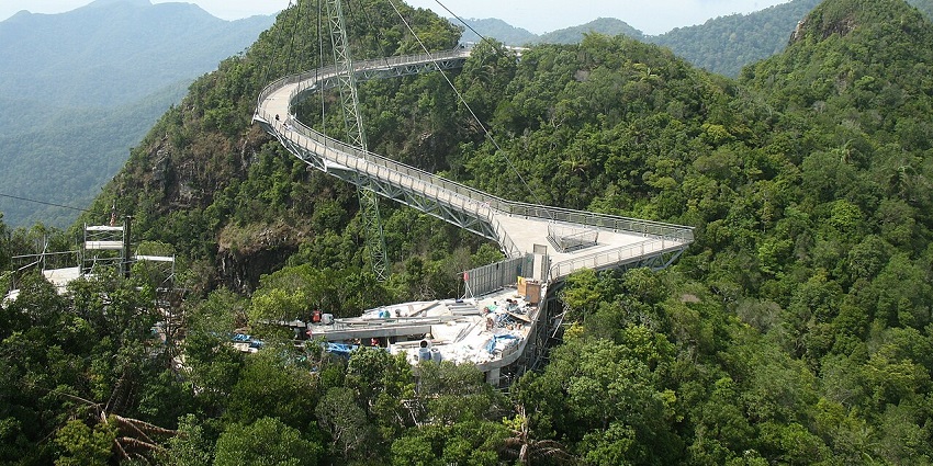 Witness the breathtaking views from Sky Bridge, a place to visit in Langkawi Island.