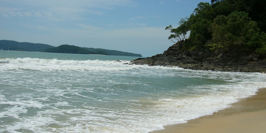 Exploring the Langkawi beaches is an ideal thing to do in Malaysia for a marine adventure