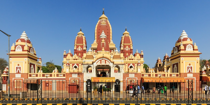 Laxminarayan Temple (Birla Mandir) is one of the best places to visit near Vishwavidyalaya