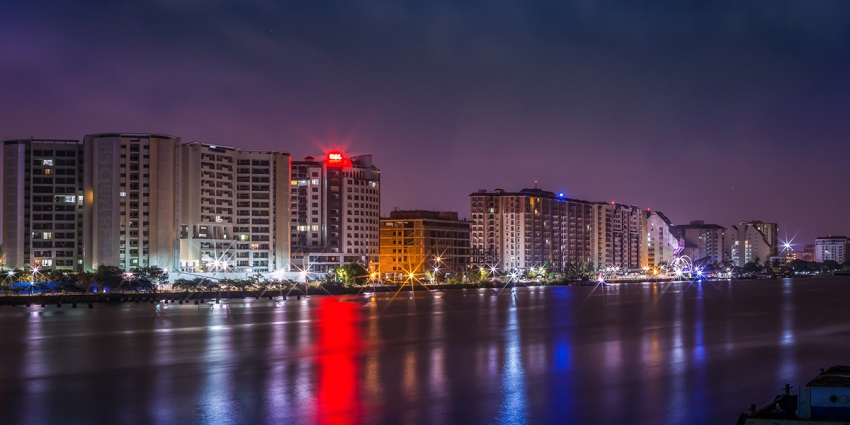 Le Méridien, with live music performances and DJ parties, houses a great new year party in Kochi.