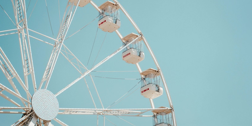 A giant Ferris wheel spotted at the Lidder Amusement Park, a leisure hub in Pahalgam.