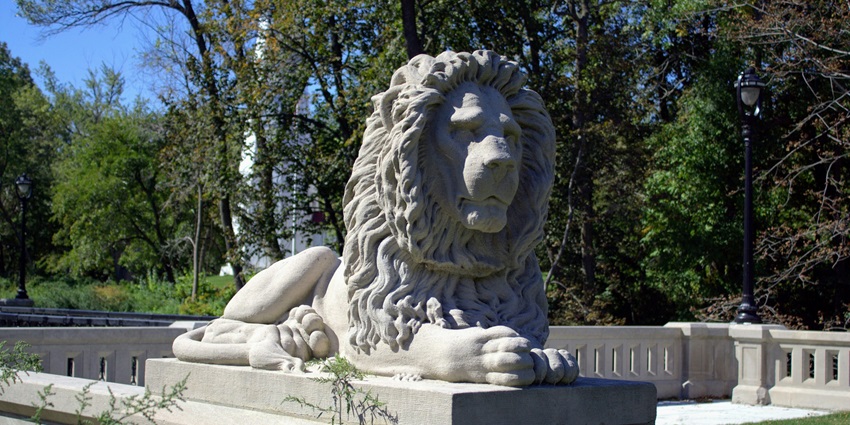 A view of a lion statue, one of the best places to visit near Kozhikode is Lion’s Park.