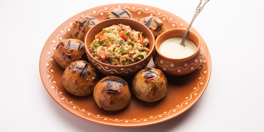 Litti chokha is a traditional dish of Bihar, a perfect blend of textures and flavours for food lovers