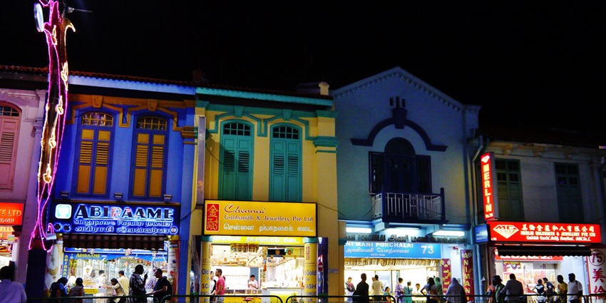 The Little India, offering a sensory journey through Singapore’s multicultural web, is among the best things to do in Singapore.