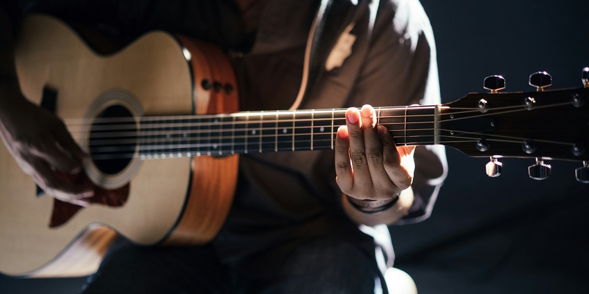 For music lovers, a live music venue offers an amazing Kuala Lumpur nightlife experience.