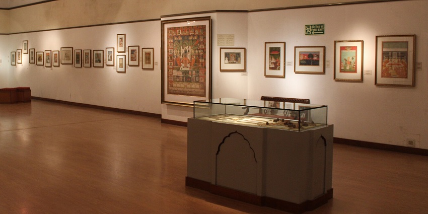 Local Art Galleries are the best way to explore the region’s rich cultural heritage.