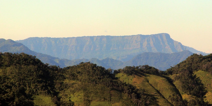 Witness the breathtaking views from the Tawi Tlang in the central part of Mizoram.