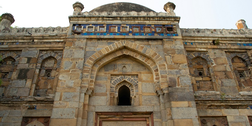A mesmerising view of the Lodhi Garden with beautiful architecture during the daytime.