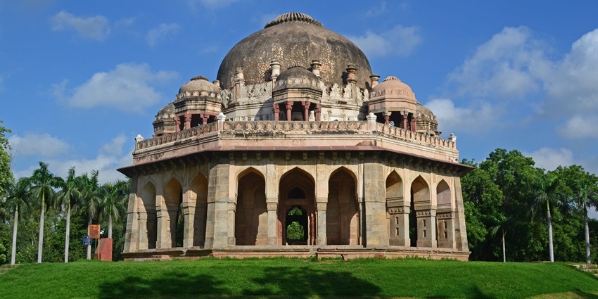 Image of Tomb of Mohammed Shah (Lodhi Garden) - one of the best places to visit in Delhi in summer