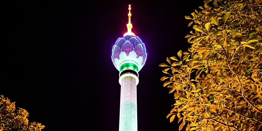 A beautiful view of the Lotus Tower, One of the places to celebrate Sri Lankan New Year.