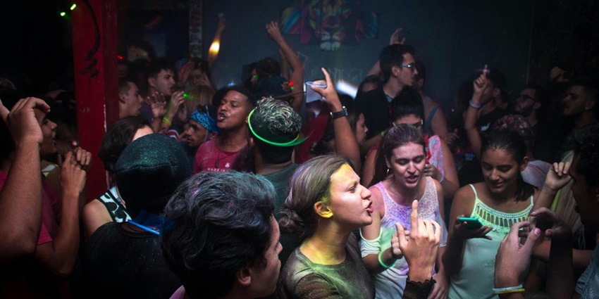 A cosy environment at a lounge to enjoy the nightlife in Gangtok