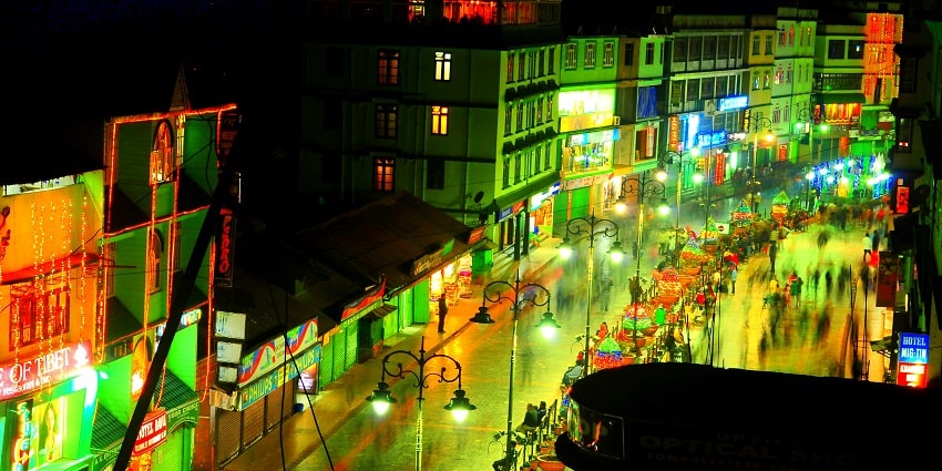 MG Marg is a perfect street for eating and dining, a major spot near Lingdum Monastery.