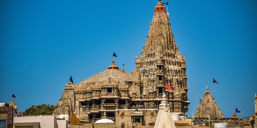 Mahabali Temple in Imphal is a tranquil and serene retreat with traditional designs