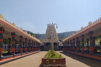 Explore the stunning architecture of the sacred Mahanandi Temple, Andhra Pradesh.