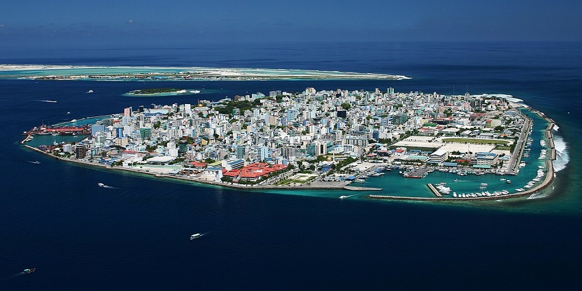 Snapshot of the Male Island taken from the Plane—Things to do in Maldives for Couples
