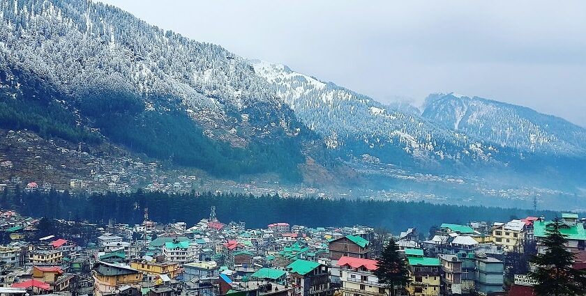 If you are seeking serenity and adventure, Manali and its nearby places are best to visit.