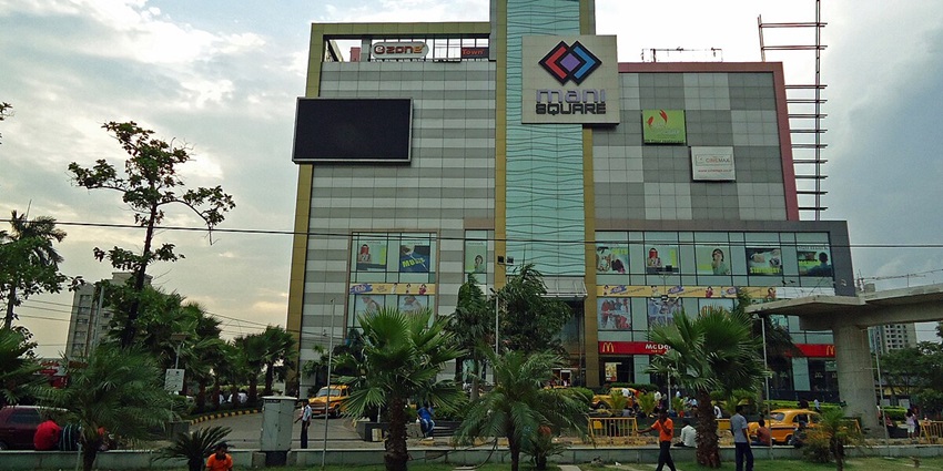 This mall is perfect for all visitors as it offers diverse variety of shops with flexible budgets