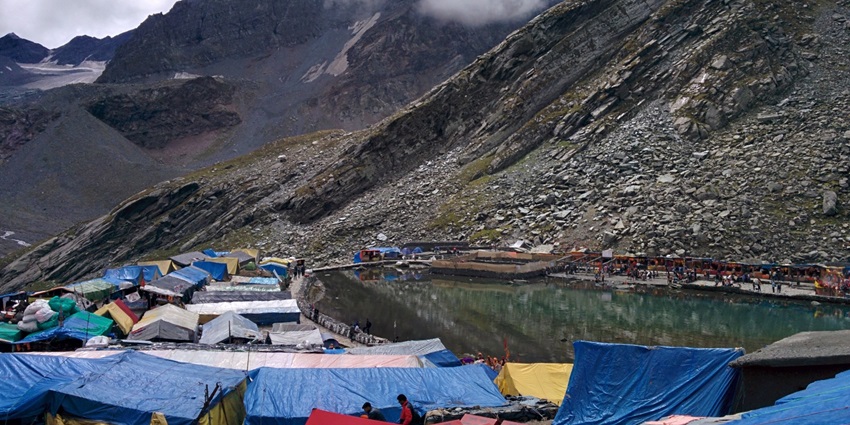 Enjoy the serene views and beautiful landscapes on your trip to Himachal Pradesh.