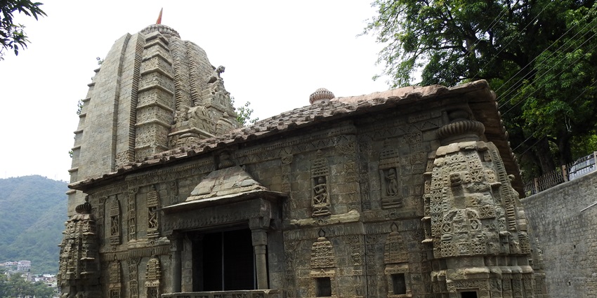 Beautiful historic temple of Rishi Manu in the nearby vicinity of Vashisht Hot Springs