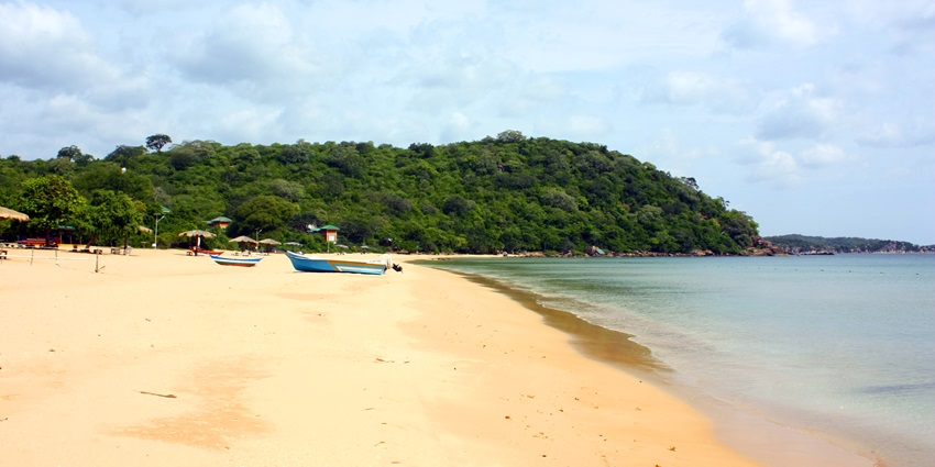 This is one of the most beautiful and secluded attractions close to Trincomalee.