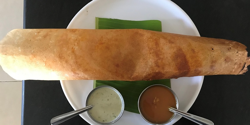 Taste the authentic south India at the local temple area restaurants in Andhra Pradesh