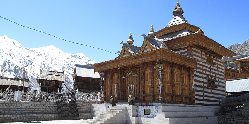 A beautiful temple in Chitkul