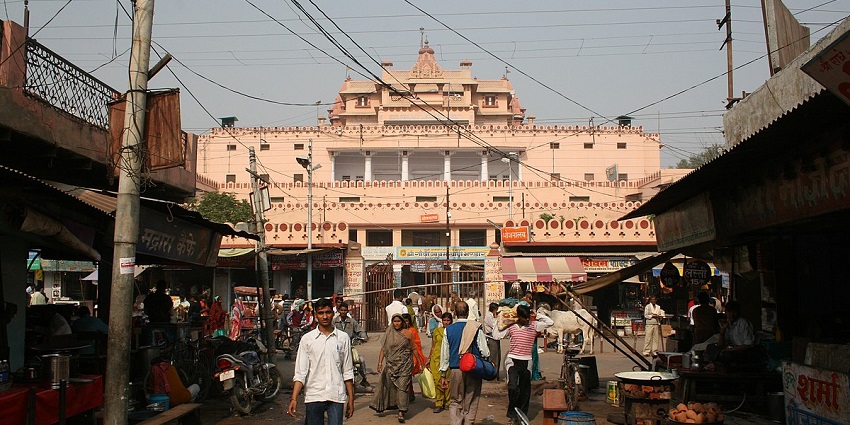 One of the best places to visit near Delhi NCR, Mathura houses various beautiful temples.