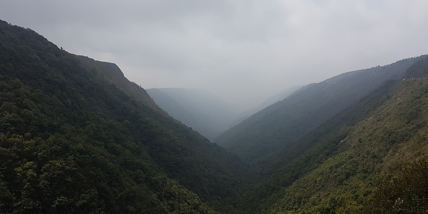 For bungee jumping in Meghalaya, you can also head to Mawkdok Dympep Valley in Sohra.