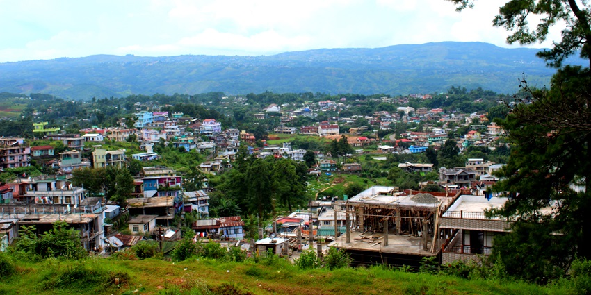 Exploring the Mawsynram Village is one of the best things to do in Cherrapunji for everyone.