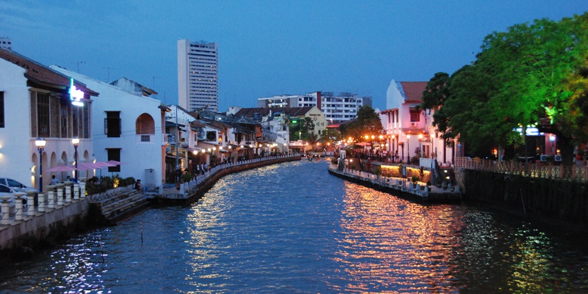 Melaka is a spectacular city in Malaysia, popular for the rich cultural and historical heritage.
