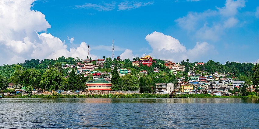 Mirik, housing the famous Mirik lake, is one of the most beautiful hill stations near Darjeeling.