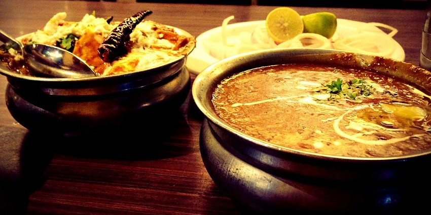 Enjoy the lip-smacking dishes at the Mosaic Restaurant in Jammu and Kashmir, India.