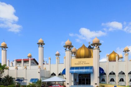 Mosques in Singapore are known for their architecture and marvellous designs.