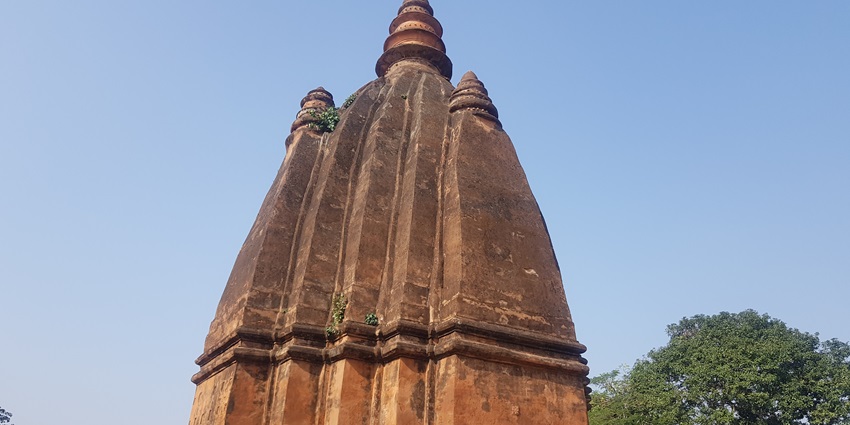 Na-Pukhuri is one of the places to visit in Tinsukia that is a historical landmark.