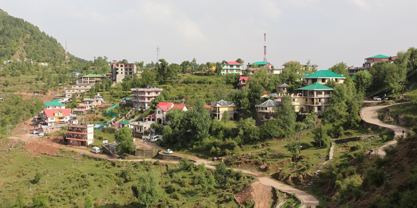 A glimpse of the Naddi View Point in Naddi Village, Dharamshala offering panoramic vistas.