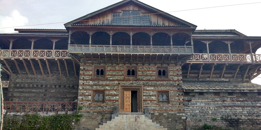 Naggar Castle is one of the most amazing places to visit after Solang Valley Paragliding.