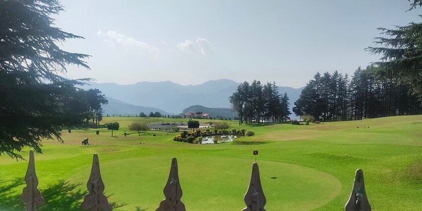 Naldehra is a hill station near Kasauli that has a calm and serene ambience